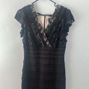 Melrose Size 8 Black Lace Fitted Dress